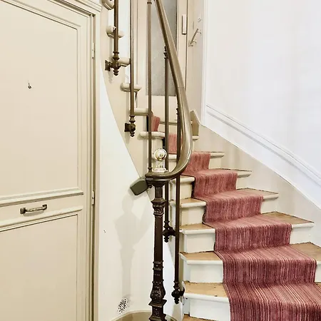 Climatisé Pour 1 Ou 2 Personnes Au 109 Avenue Mozart 16 Appartamento *